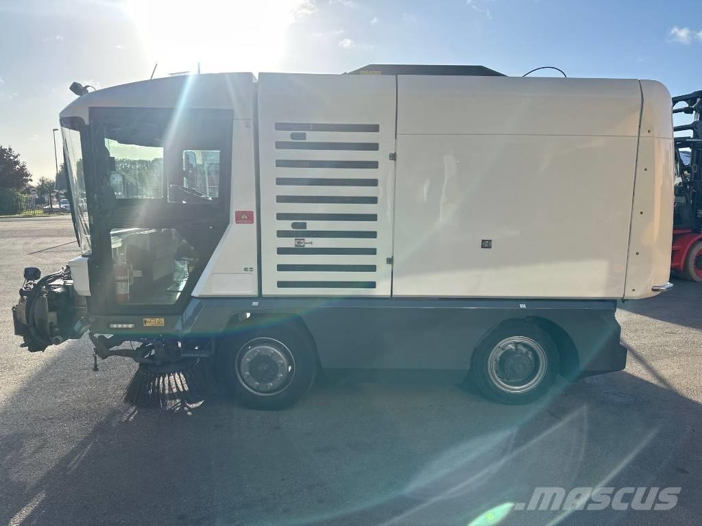 Ravo 540 STH Вакуумные уборочные машины