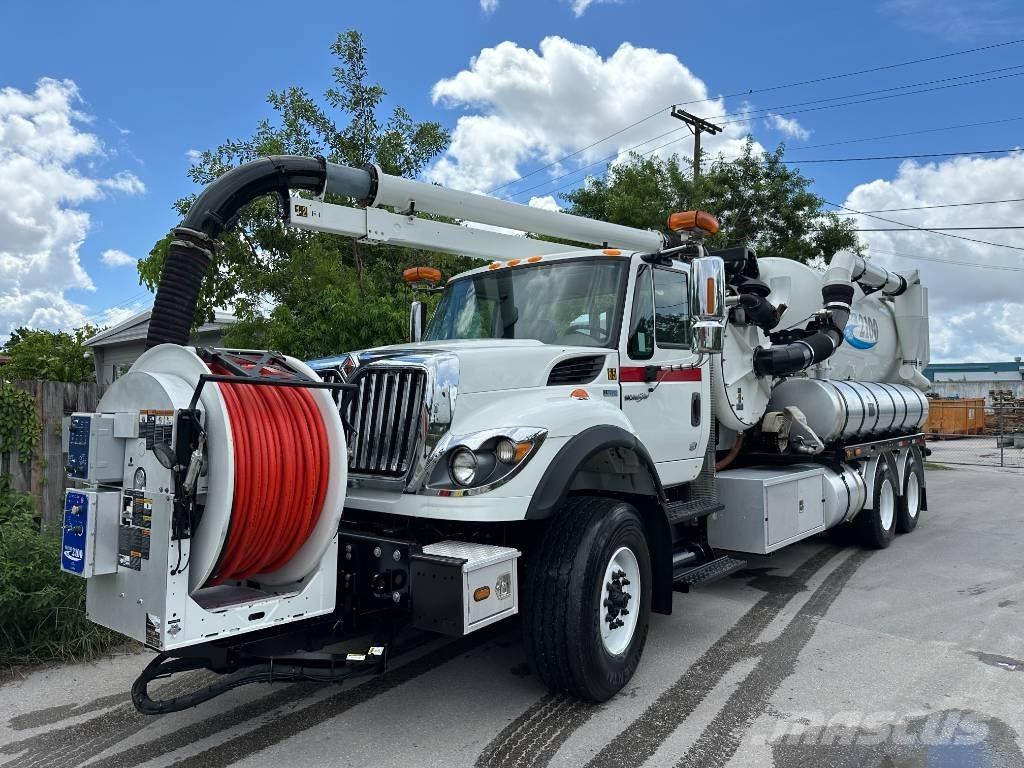 International 7500 Ассенизаторские машины