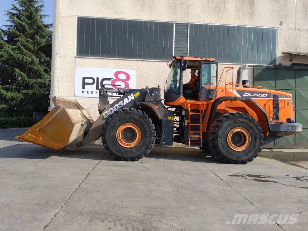 Develon DL 550-5 Фронтальные погрузчики