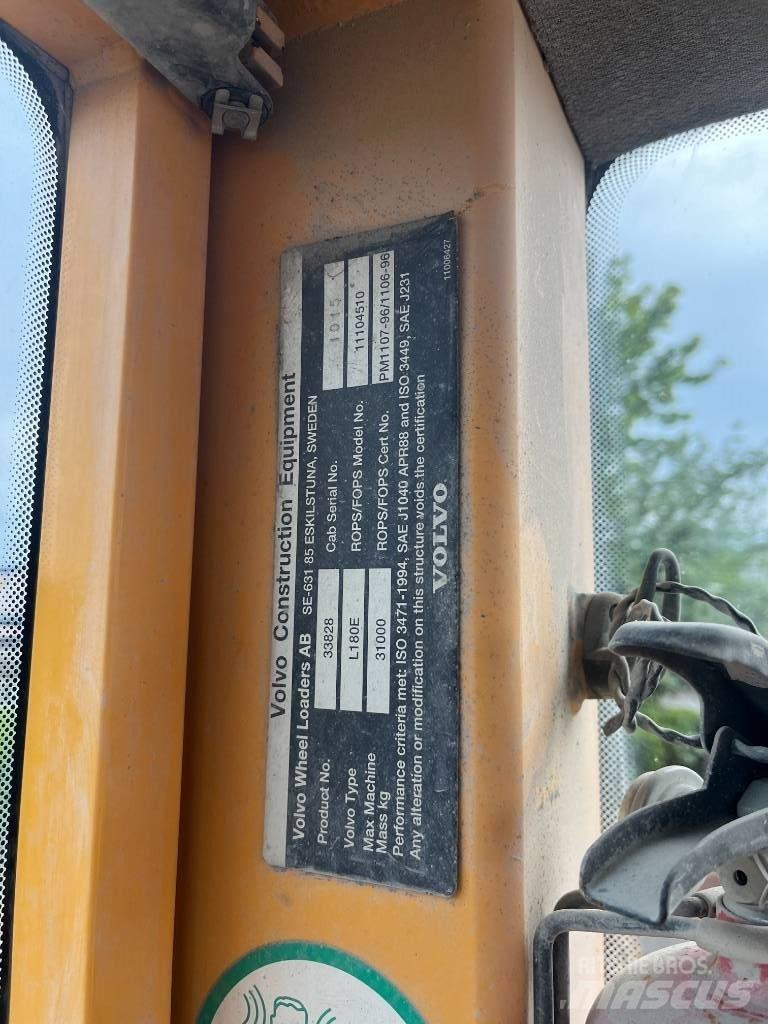 Volvo L 180 E Фронтальные погрузчики