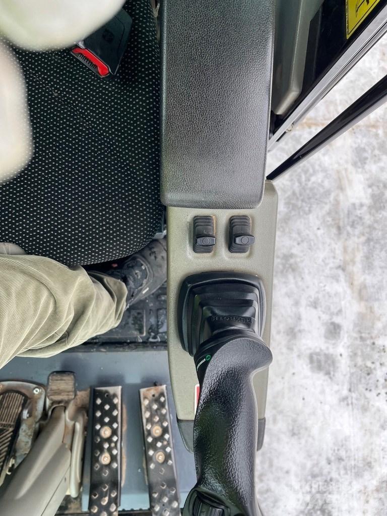 Yanmar B 95 W Колёсные экскаваторы