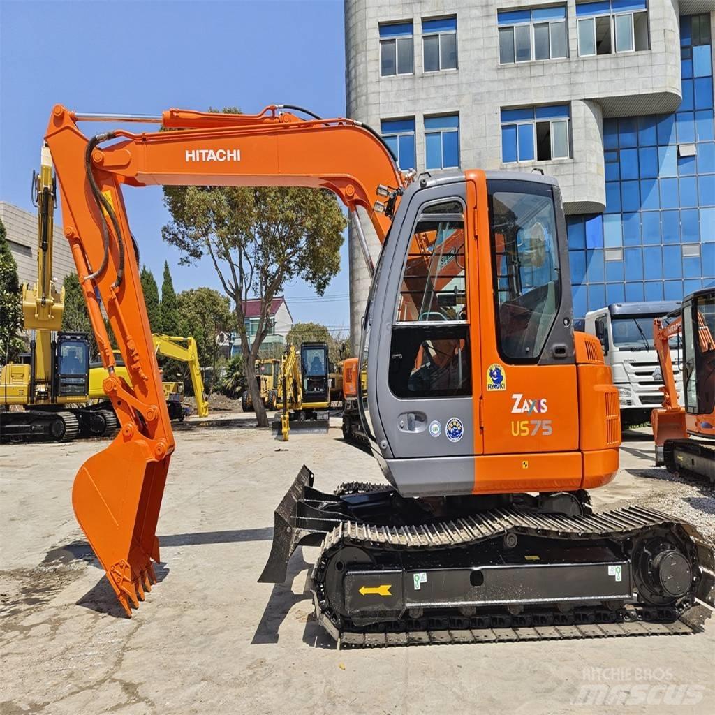 Hitachi ZX 75 Гусеничные экскаваторы