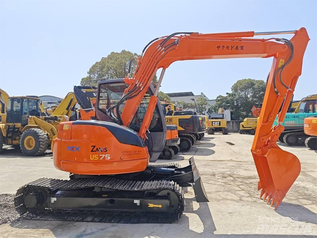 Hitachi ZX 75 Гусеничные экскаваторы