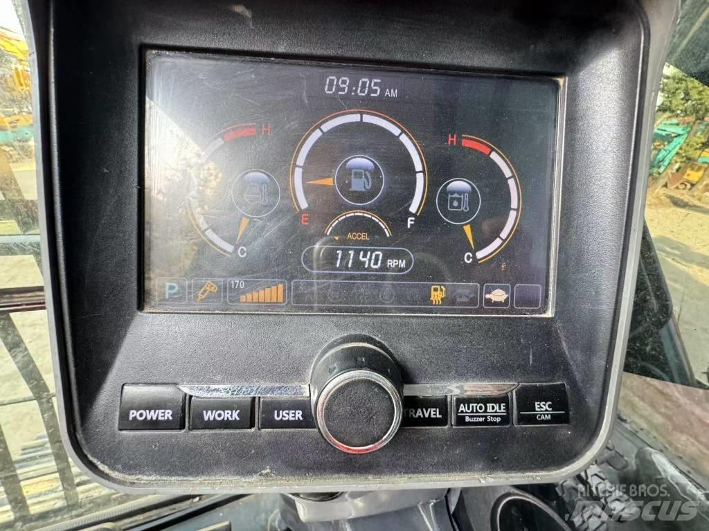 Hyundai 220LC-9S Гусеничные экскаваторы