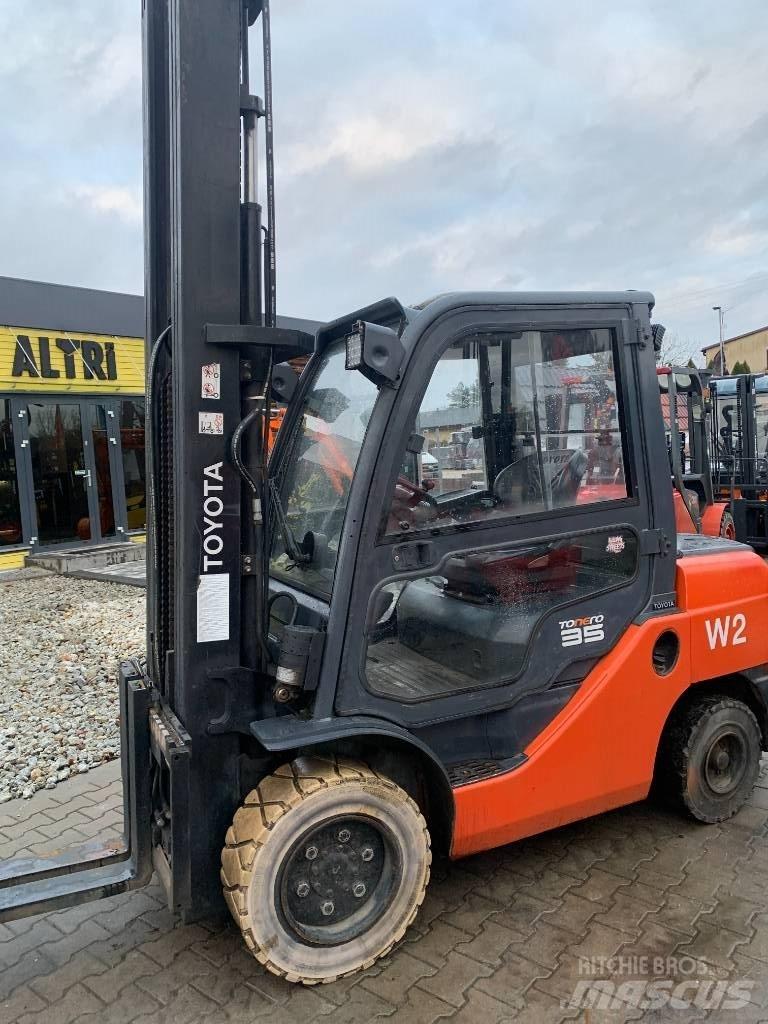 Toyota 52-8 FD JF 35 Дизельные погрузчики