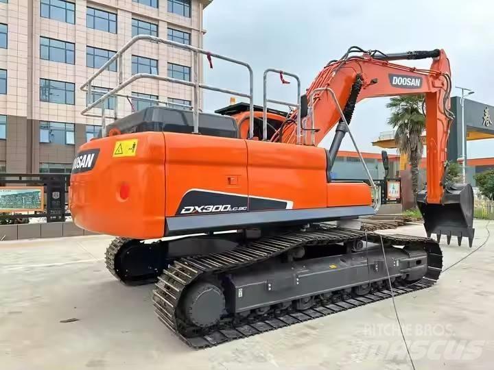 Doosan DX300LC-9C Гусеничные экскаваторы
