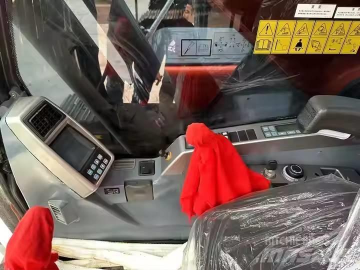 Doosan DX300LC-9C Гусеничные экскаваторы