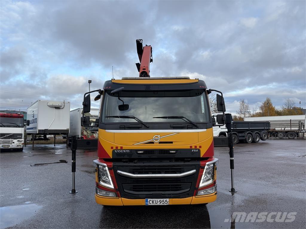 Volvo FM370 6x2 Автомобильные краны