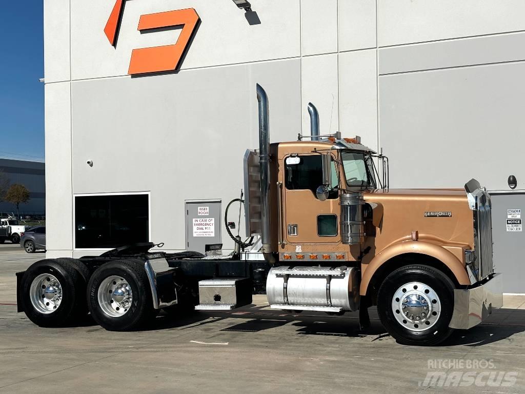 Kenworth W 900 Седельные тягачи