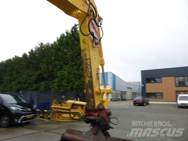 New Holland MH Plus Колёсные экскаваторы