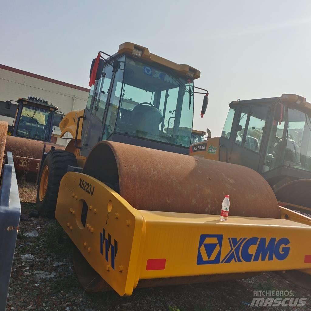 XCMG XS223J Грунтовые катки