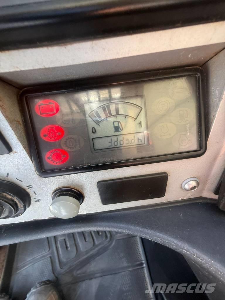 JCB 527-55 Сельскохозяйственные телескопические погрузчики