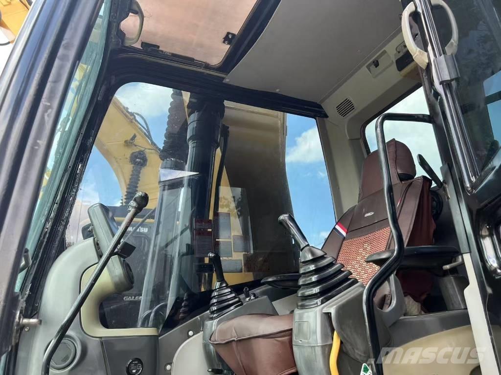 CAT 323DL Гусеничные экскаваторы