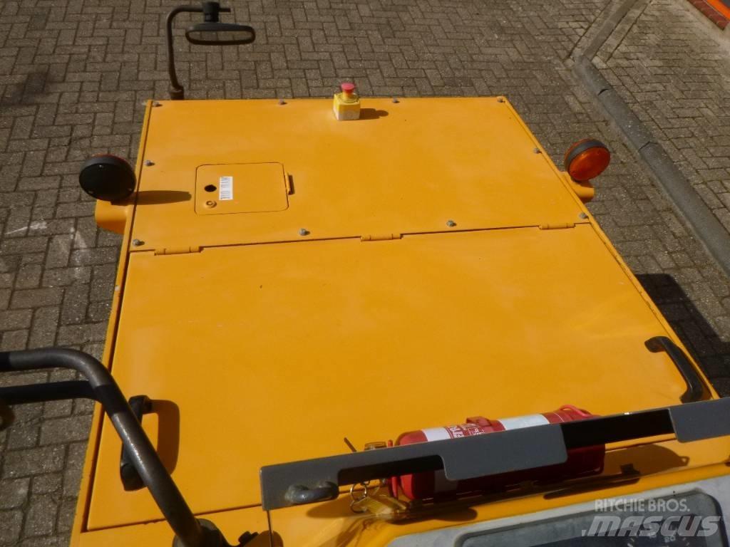 Sakai TS160-2 Пневматические катки