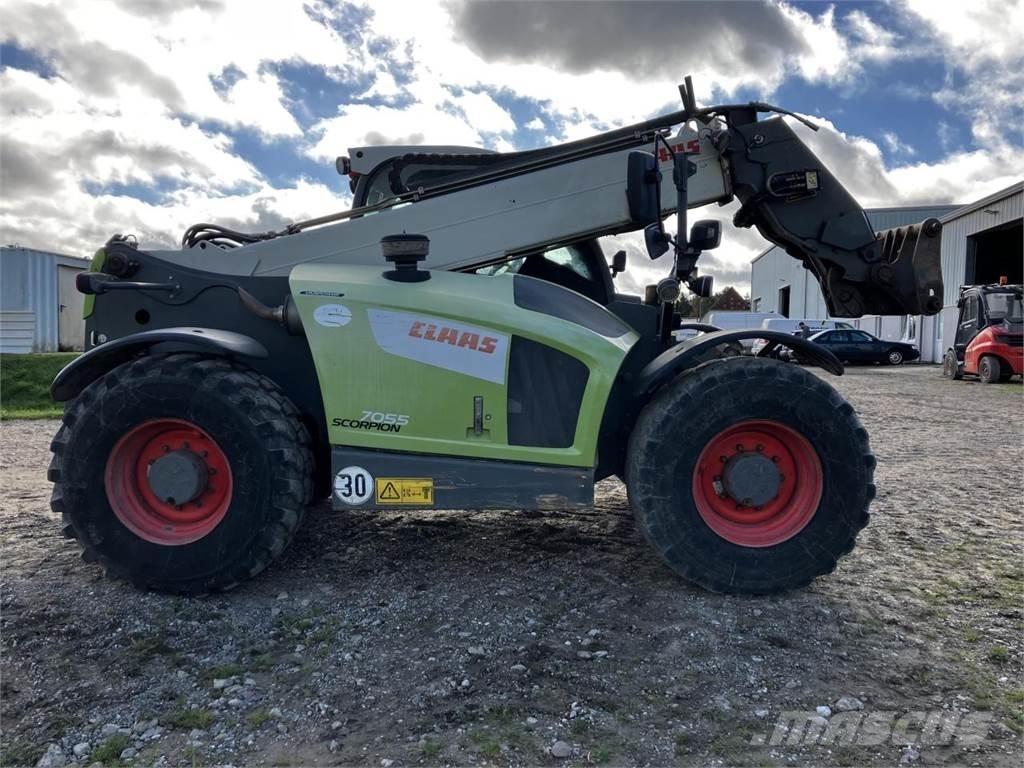 CLAAS 7055 Сельскохозяйственные телескопические погрузчики