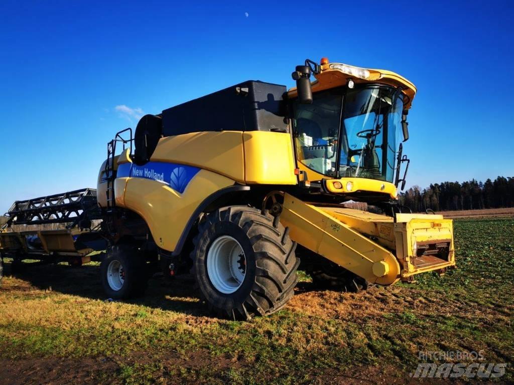 New Holland CX 8080 Зерноуборочные комбайны