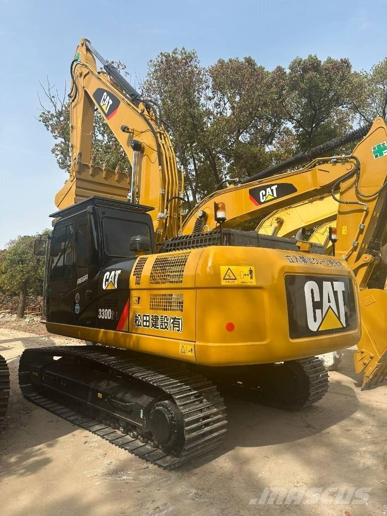 CAT CAT330 Малые экскаваторы 7т-12т