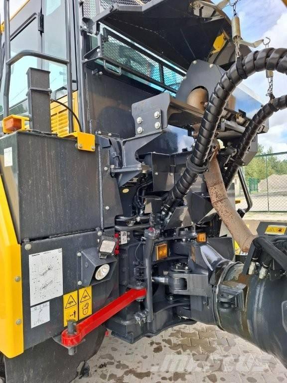 Komatsu HM 300 Шарнирно-сочленённые самосвалы