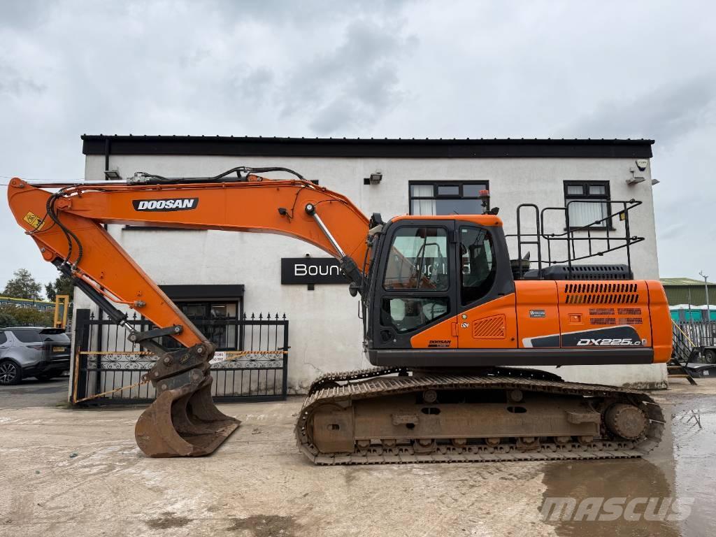 Doosan DX 225 LC-5 Гусеничные экскаваторы