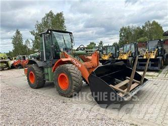 Hitachi ZW 150 Фронтальные погрузчики
