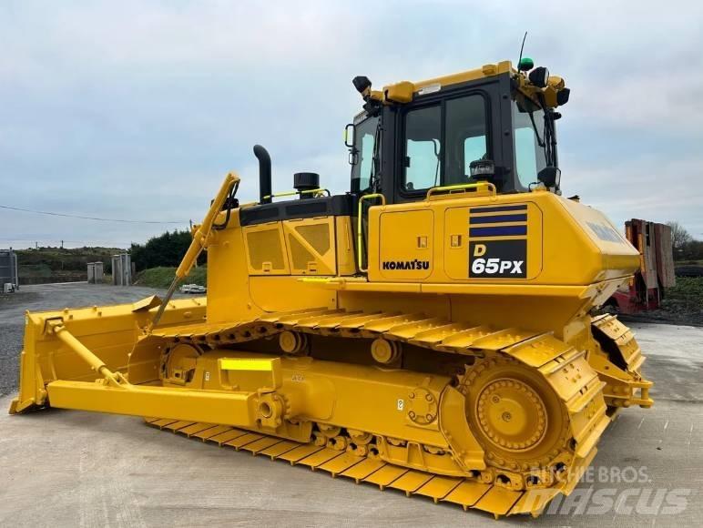 Komatsu D 65PX-18 Гусеничные бульдозеры