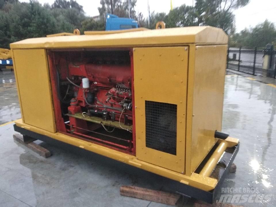 CAT MS-A82 Гусеничные экскаваторы