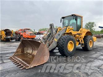 Volvo L 120 F Фронтальные погрузчики