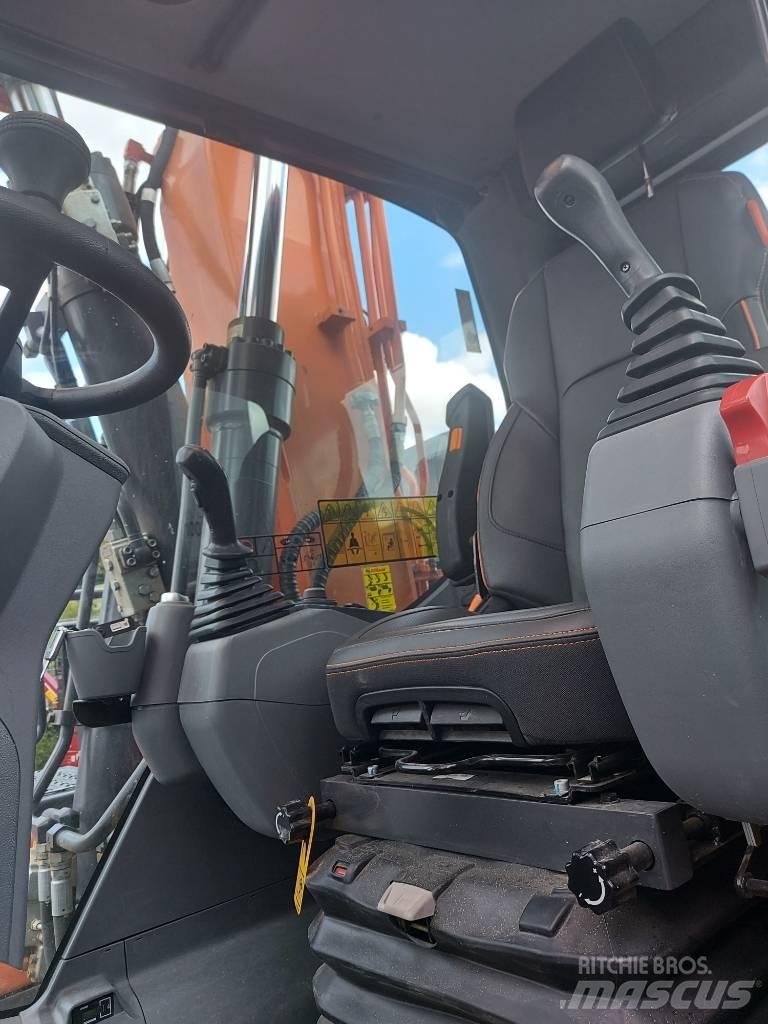 Develon DX 170 W-7 Колёсные экскаваторы