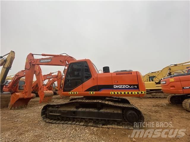 Doosan DH220LC-7 Гусеничные экскаваторы