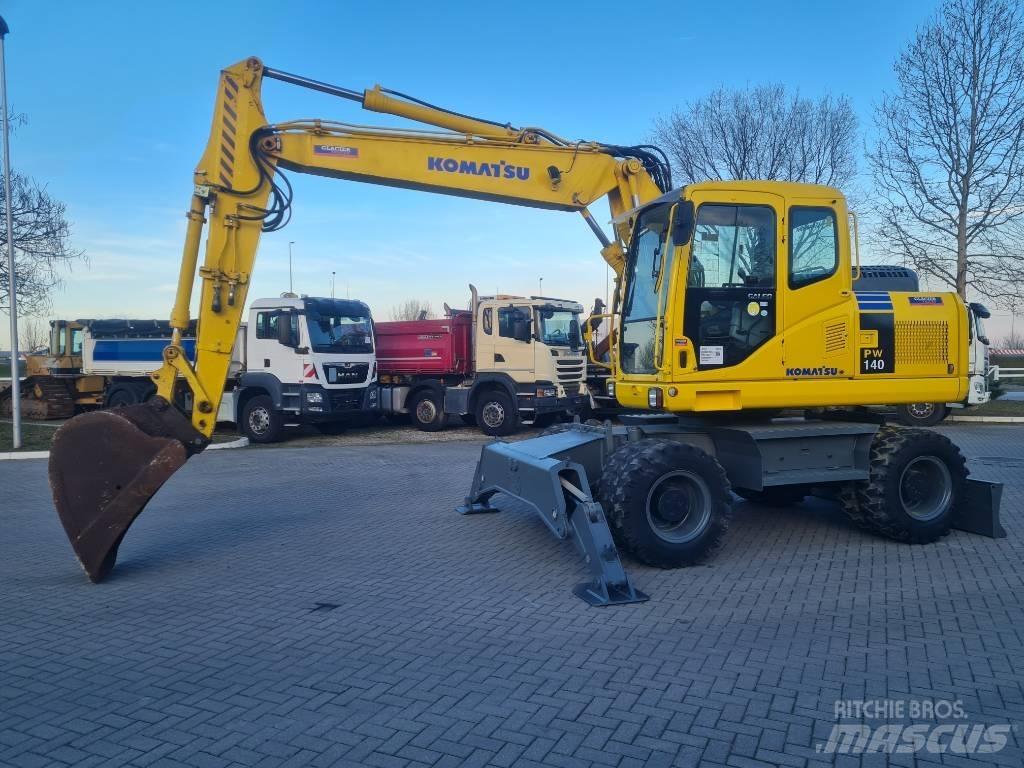 Komatsu PW 140-7 Колёсные экскаваторы