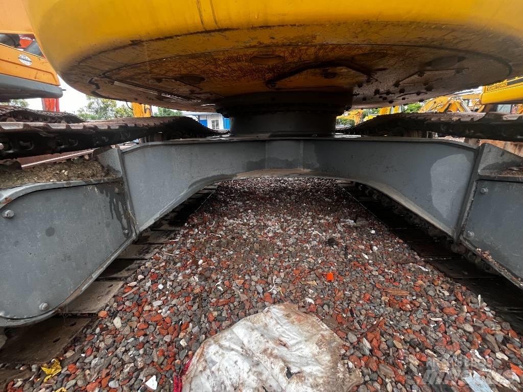 Komatsu PC 138 US Гусеничные экскаваторы