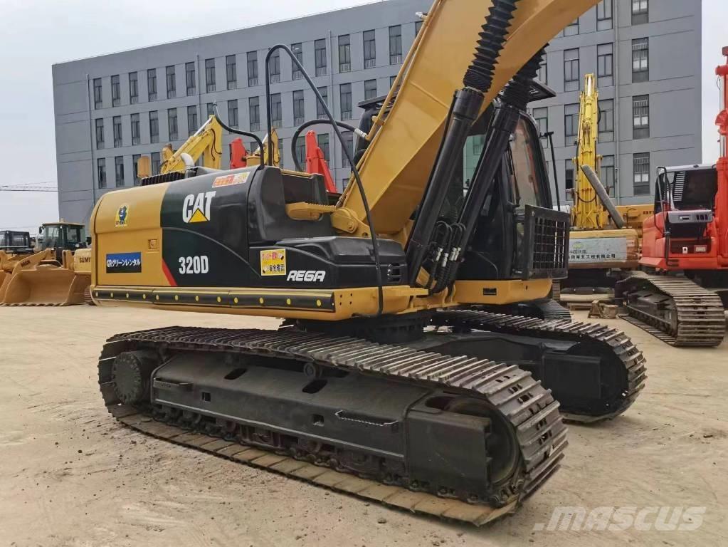 CAT 320 D Гусеничные экскаваторы