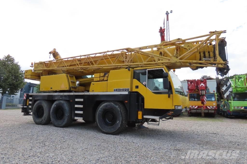 Liebherr LTM 1055-1 Автокраны