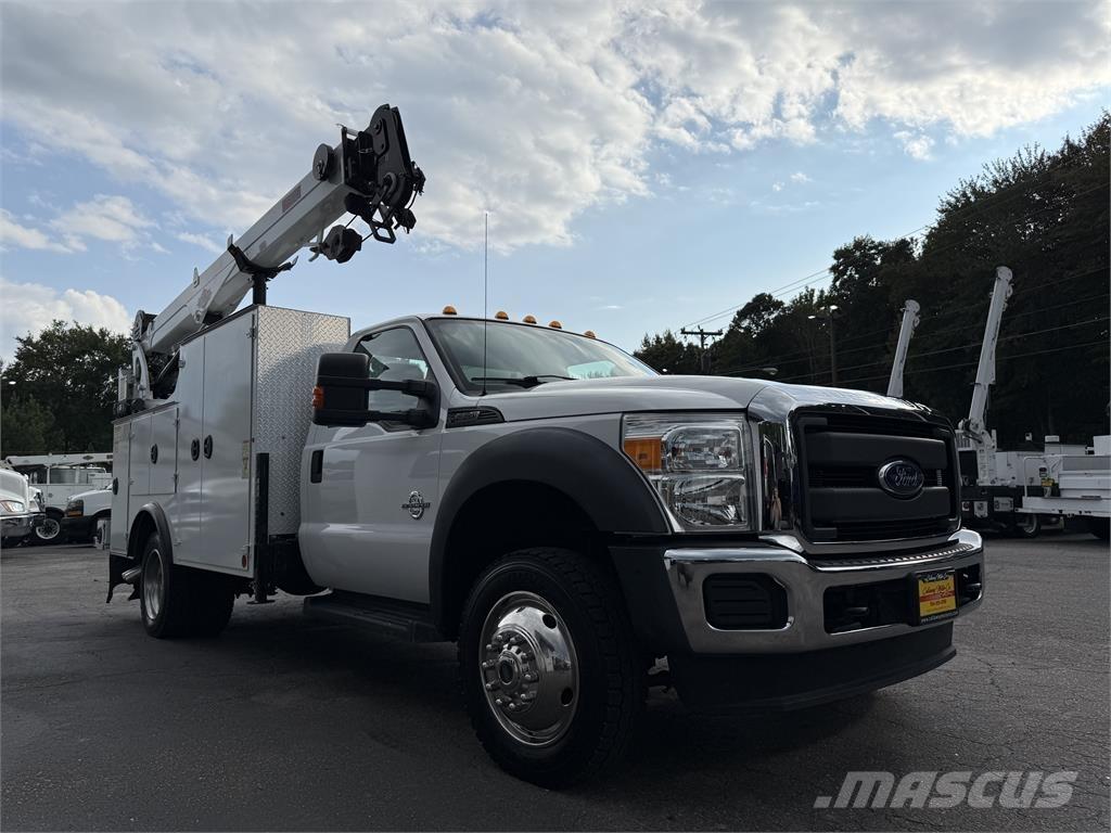 Ford F550 Комбинированные дорожные машины