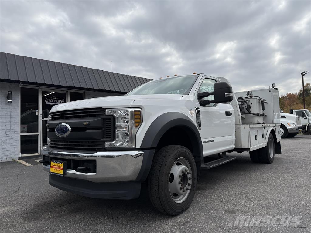 Ford F550 Специальные грузовики
