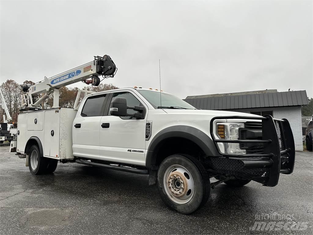 Ford F550 Комбинированные дорожные машины