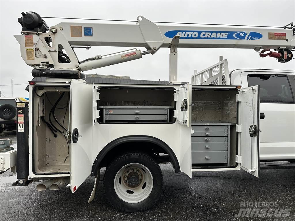 Ford F550 Комбинированные дорожные машины