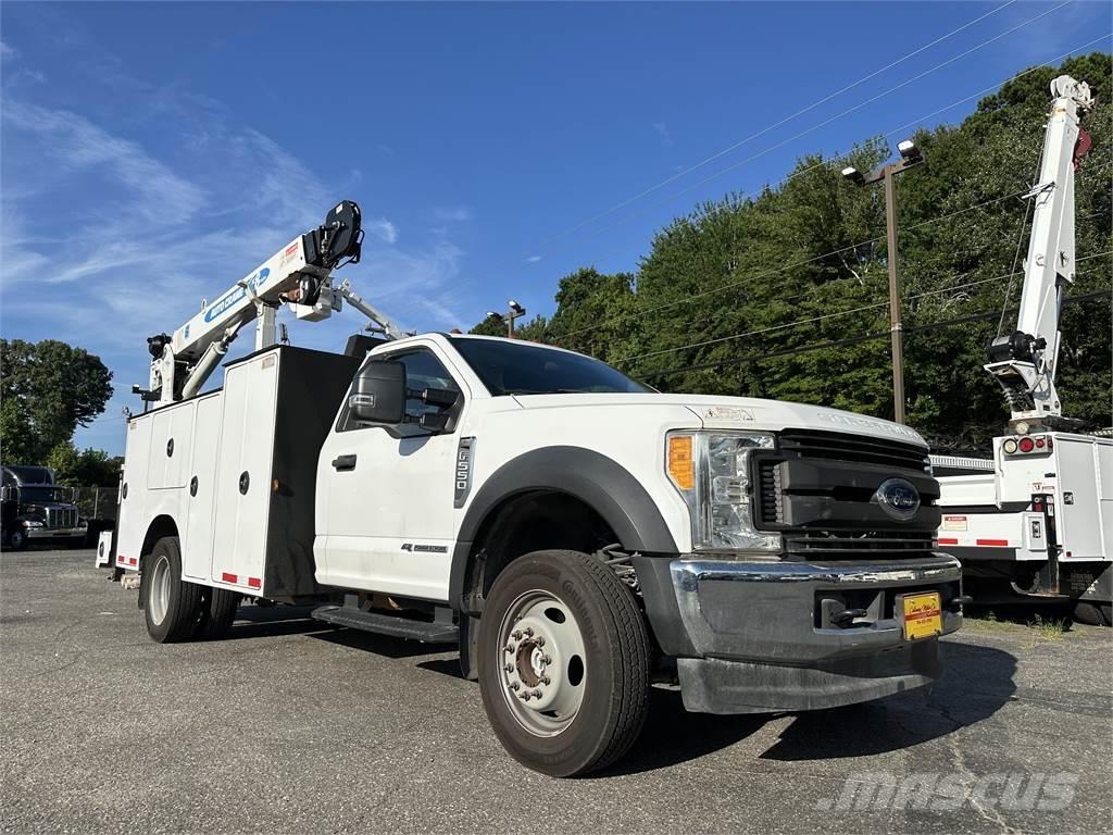 Ford F550 Комбинированные дорожные машины