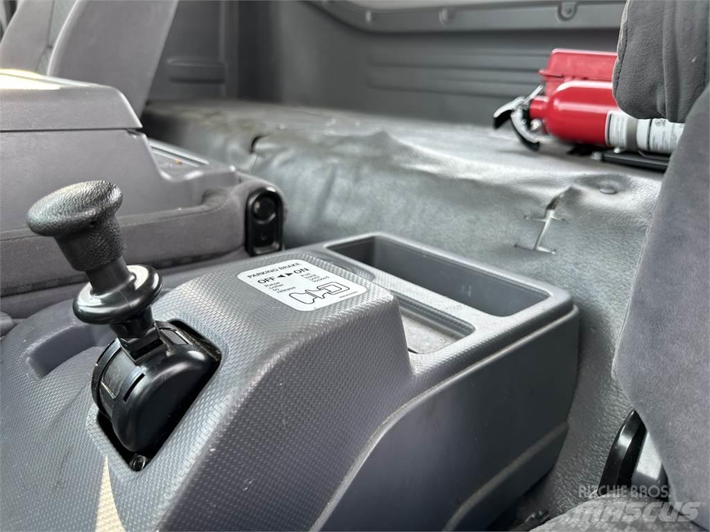 Isuzu FTR Специальные грузовики
