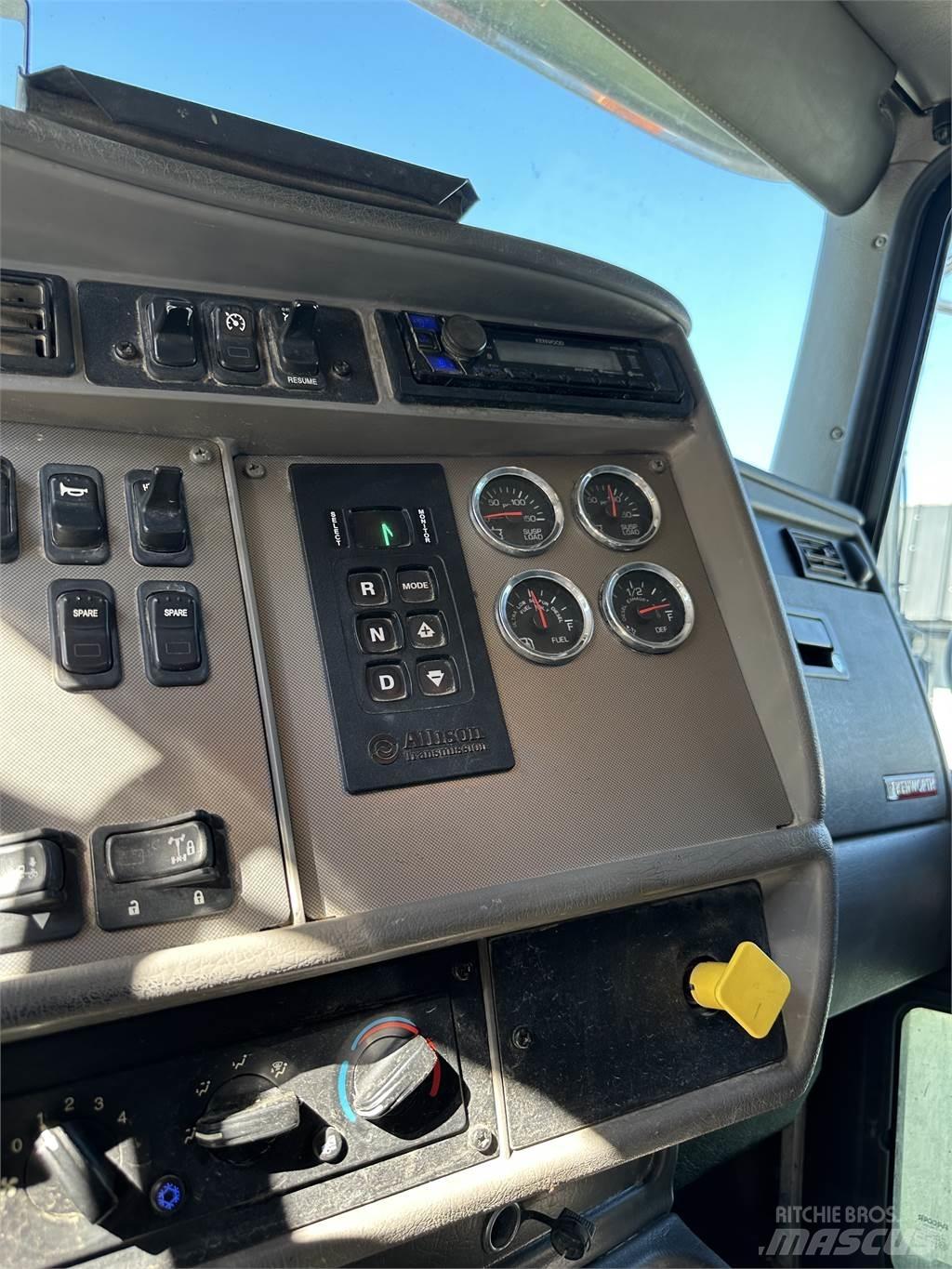 Kenworth T370 Комбинированные дорожные машины