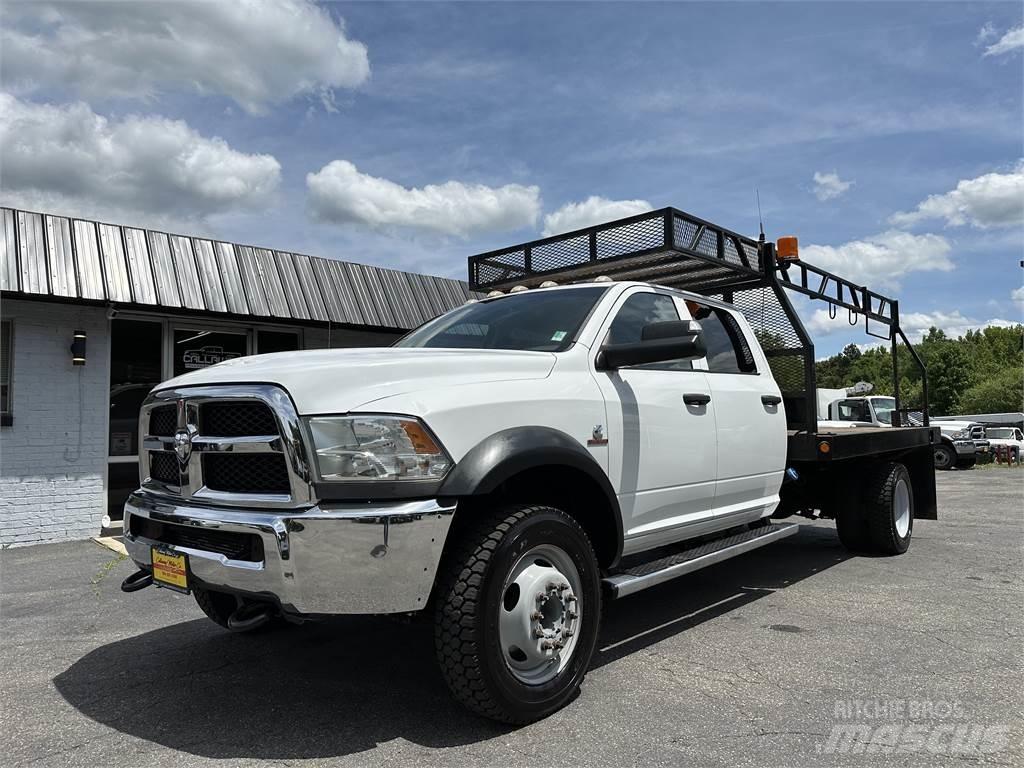 RAM 5500 Грузовики-платформы/боковая разгрузка