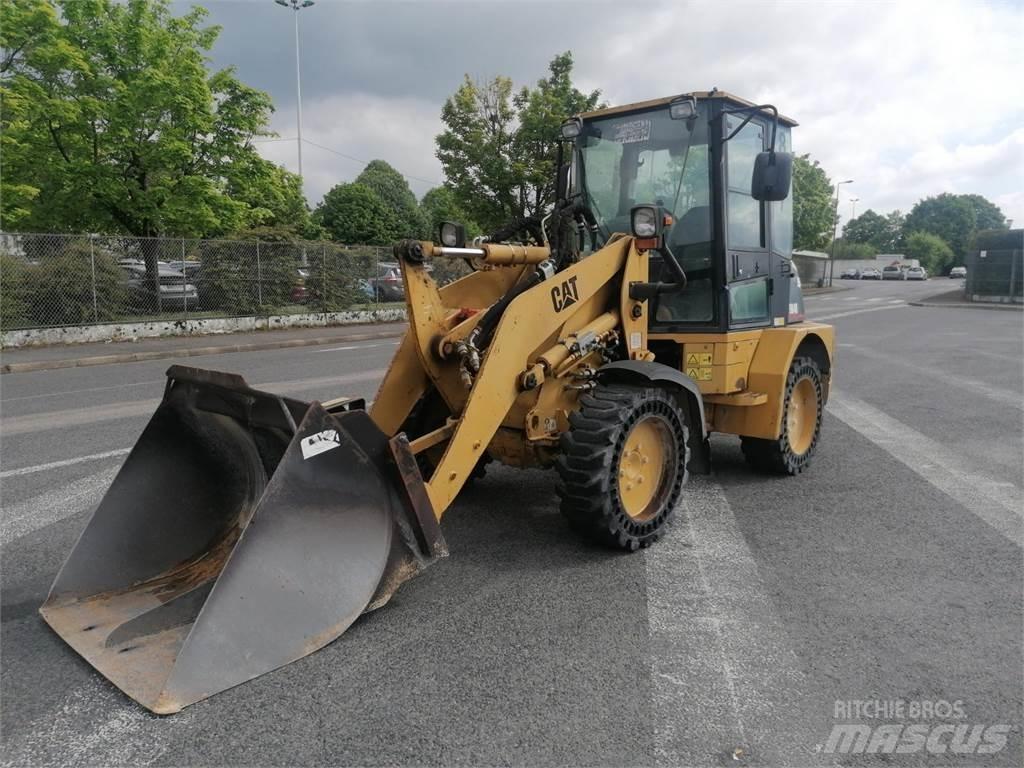 CAT 904B Комплектующие для погрузочных и сельхозмашин