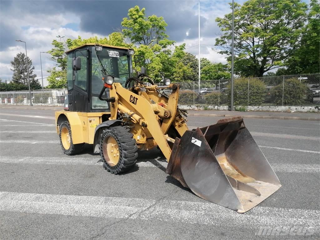 CAT 904B Комплектующие для погрузочных и сельхозмашин