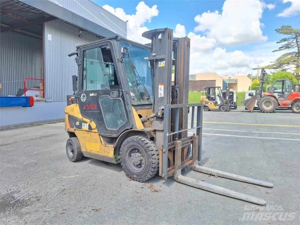 CAT DP25NT Другие складские механизмы