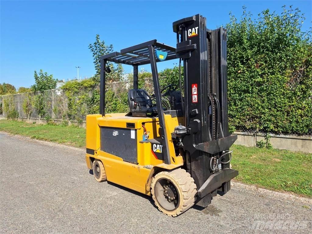 CAT EC55N Другие складские механизмы
