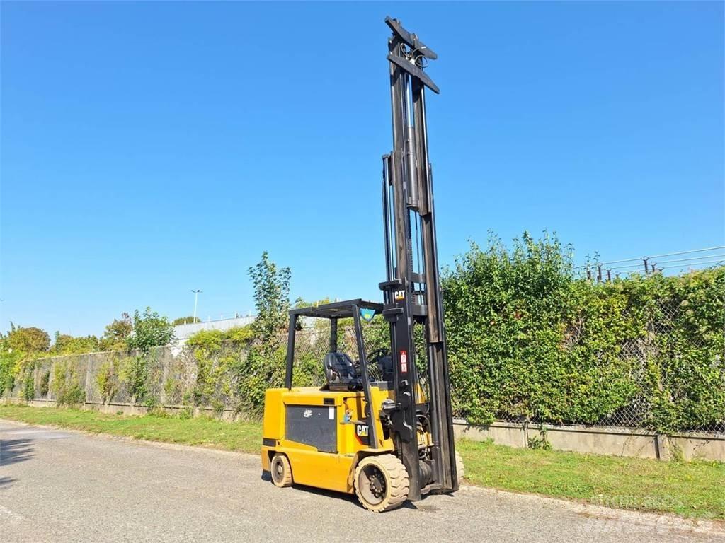 CAT EC55N Другие складские механизмы