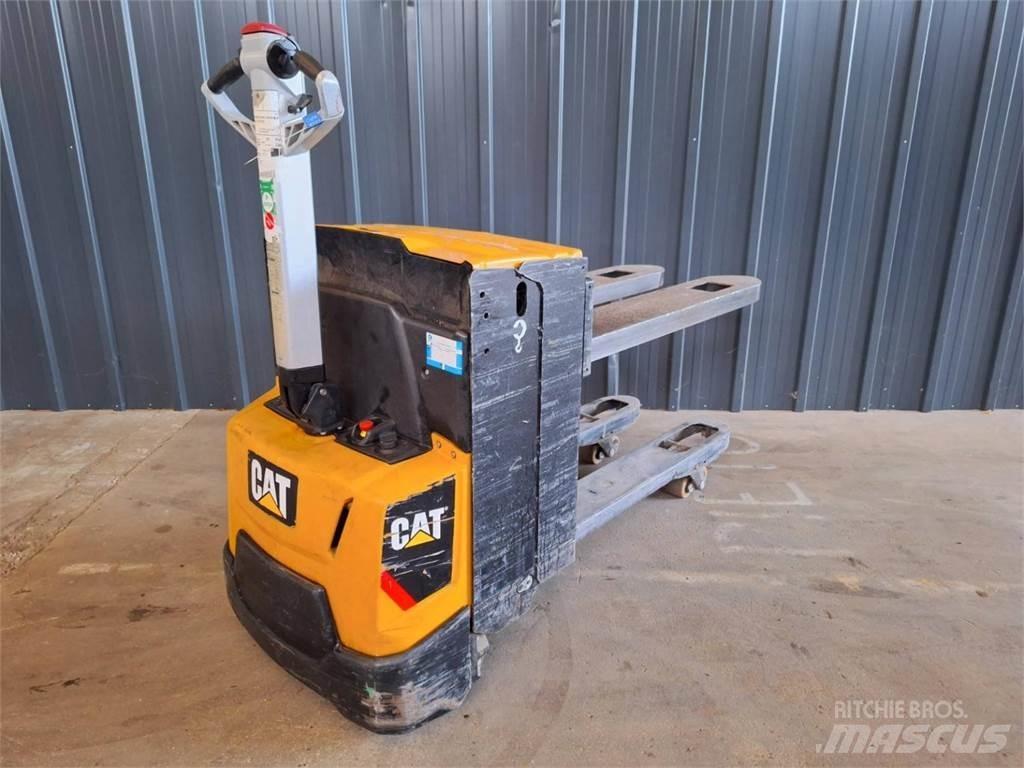 CAT NPP20N2E Ручные штабелёры с электроподъёмом