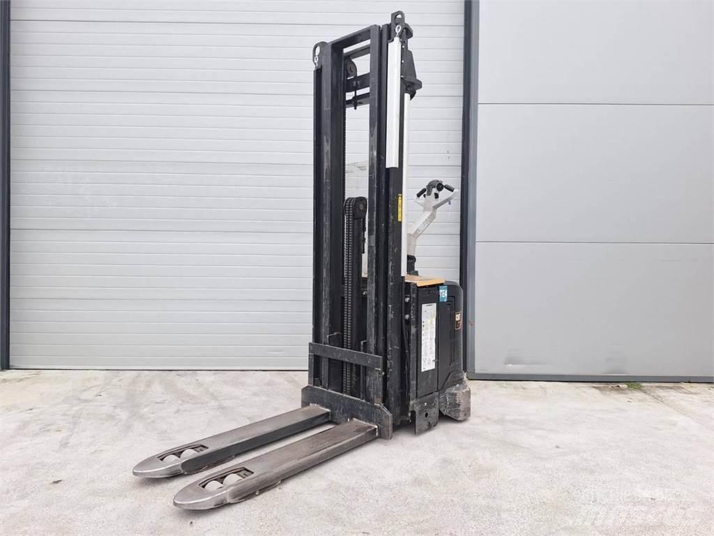 CAT NSV16Ni Ручные штабелёры с электроподъёмом