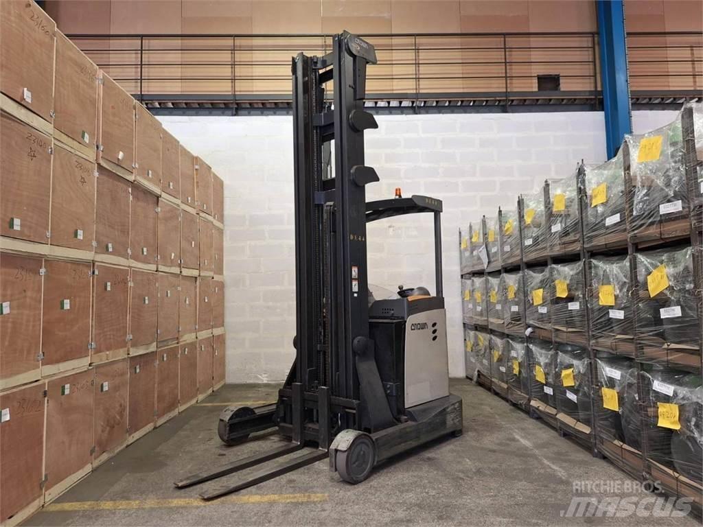 Crown ESR 5260 Ричтраки