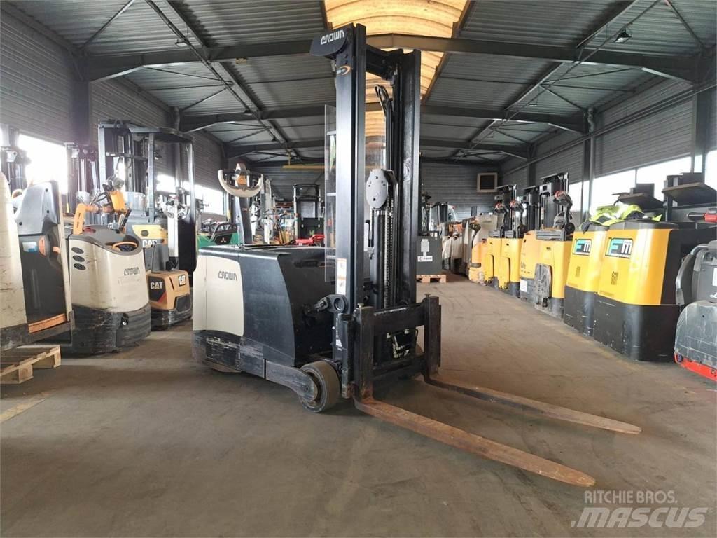 Crown SHC5540 Ручные штабелёры с электроподъёмом